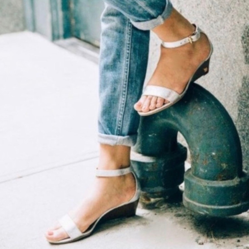 ❄️Tory Burch Savannah Metallic wedges